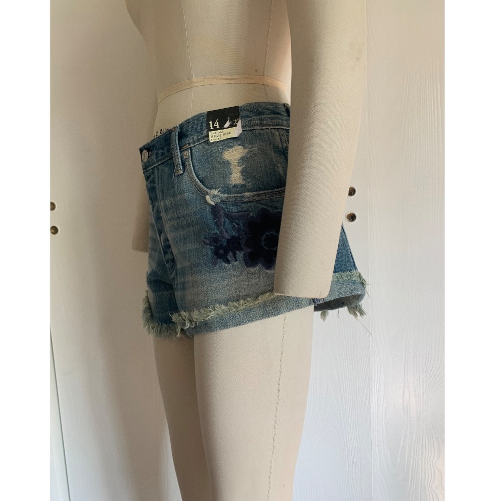 NEW HI RISE SHORTS - Picture 4 of 7